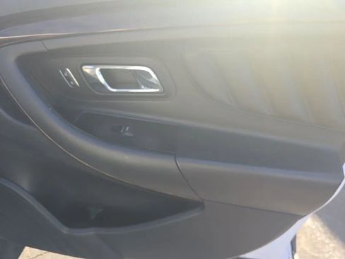 Used 2014 Ford Taurus Limited image 13