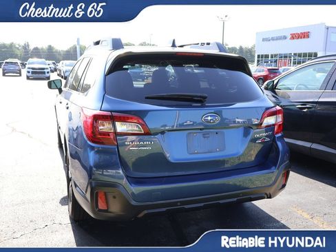 Used 2019 Subaru Outback 2.5i Limited AWD/4WD image 16