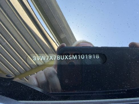 Used 2025 Volkswagen Jetta SE w/ Sunroof Package FWD image 40