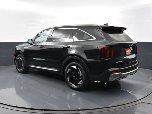 Certified 2025 Kia Sorento EX image 35