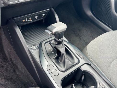 Certified 2025 Kia K4 FWD image 19