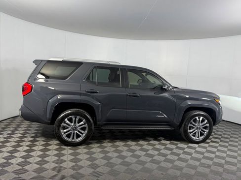 Used 2025 Toyota 4Runner Limited AWD/4WD image 3