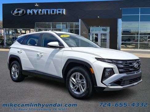 Certified 2025 Hyundai Tucson SE AWD/4WD image 1