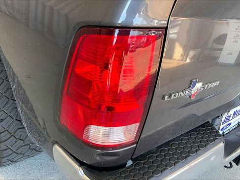 Used 2018 RAM 1500 Lone Star image 13