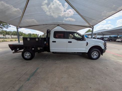 Used 2019 Ford F250 XL AWD/4WD image 4