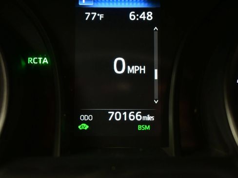Used 2024 Toyota Camry SE w/ Audio Upgrade Package FWD image 27