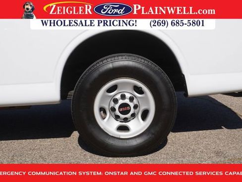 Used 2023 GMC Savana 3500 LT w/ LT Preferred Equipment Group image 9