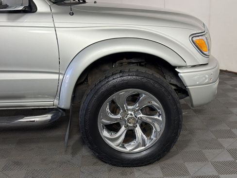 Used 2003 Toyota Tacoma PreRunner w/ Limited Pkg RWD image 13