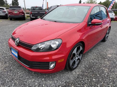 Used 2013 Volkswagen GTI Driver's Edition FWD image 8