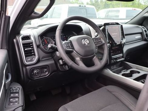 Used 2026 RAM 3500 Big Horn AWD/4WD image 18