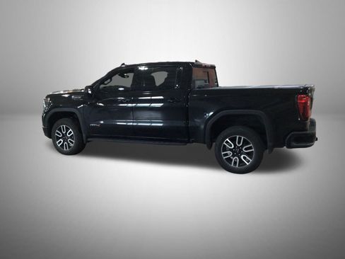 Certified 2024 GMC Sierra 1500 AT4 w/ Technology Package AWD/4WD image 4