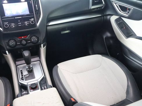 Used 2024 Subaru Forester Premium AWD/4WD image 31