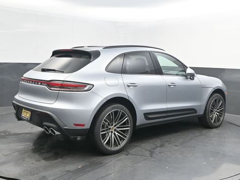 New 2026 Porsche Macan image 7