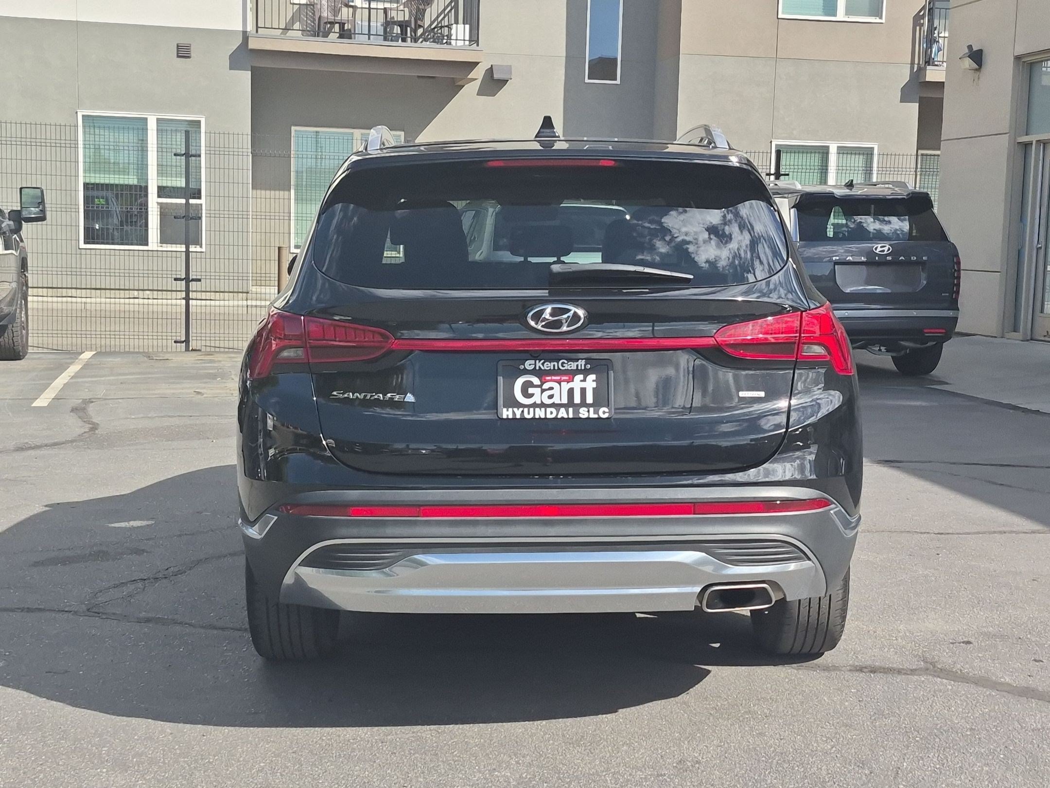 Certified 2023 Hyundai Santa Fe SEL w/ Premium Package AWD/4WD image 5