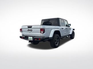 Used 2023 Jeep Gladiator Rubicon w/ Cold Weather Group AWD/4WD video 3