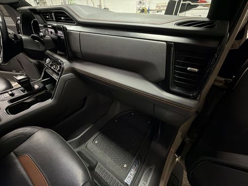 Used 2022 GMC Sierra 1500 AT4 w/ AT4 Premium Package image 29