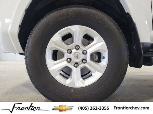 Used 2024 Toyota 4Runner SR5 Premium image 10