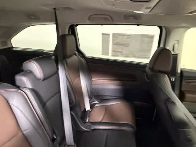 New 2027 Honda Odyssey Elite image 54