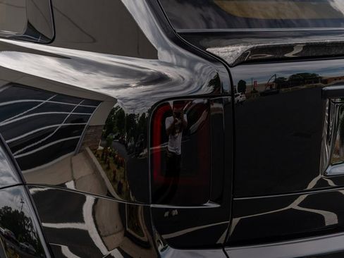 Used 2025 Rolls-Royce Cullinan AWD/4WD image 27
