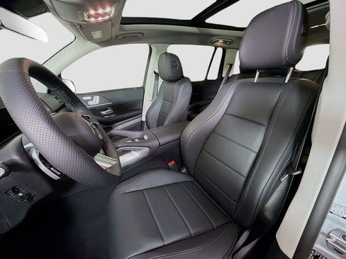New 2026 Mercedes-Benz GLS 450 4MATIC image 12