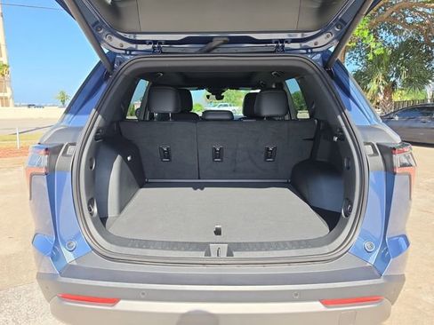 Used 2026 Chevrolet Equinox LT w/ Convenience Package II AWD/4WD image 6