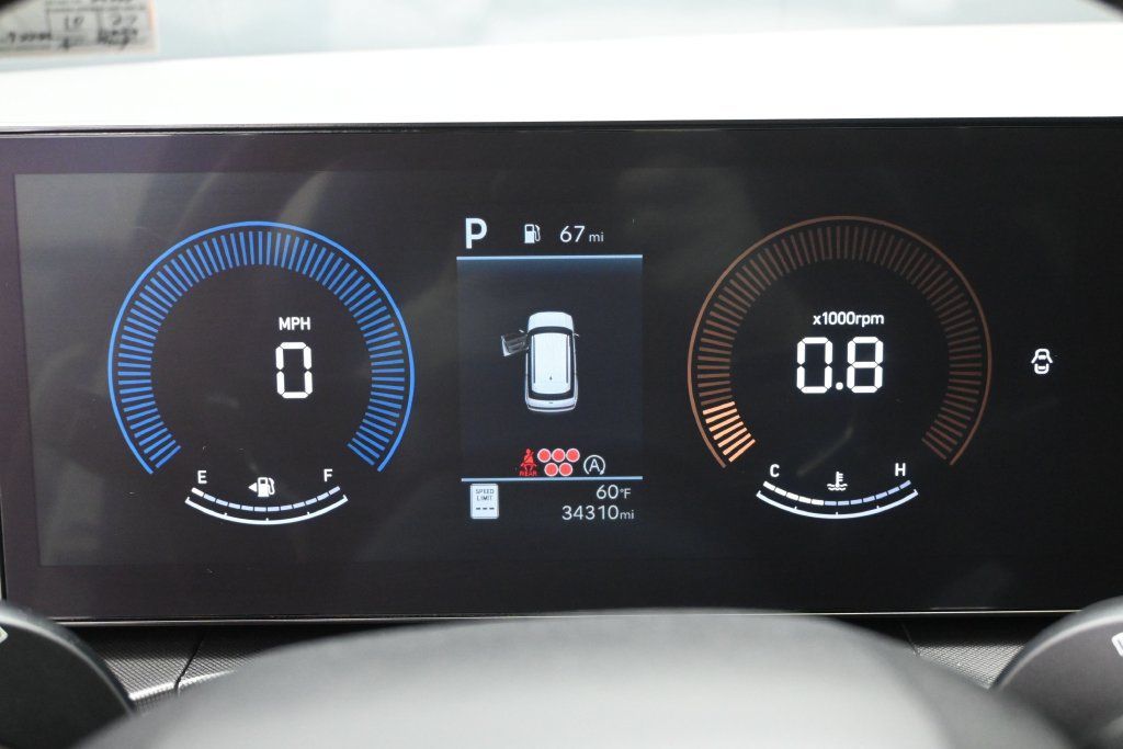 Used 2024 Hyundai Santa Fe SE FWD image 15