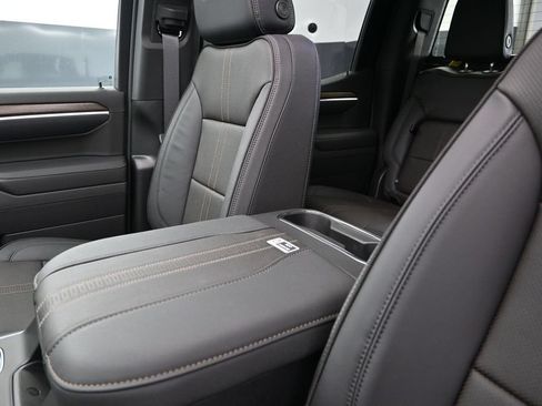New 2026 Chevrolet Silverado 1500 High Country w/ Midnight Edition AWD/4WD image 14