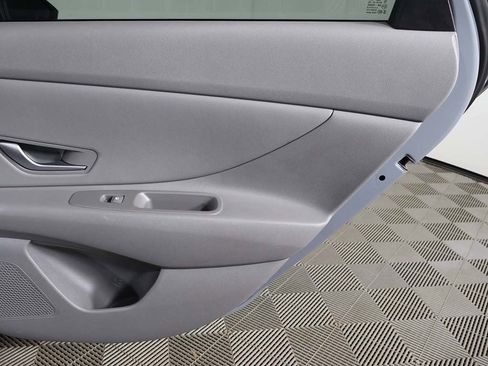 Used 2023 Hyundai Elantra SEL w/ Convenience Package image 23