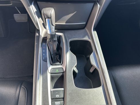 Used 2019 Honda Accord LX image 16