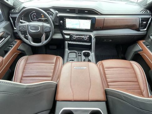Used 2024 GMC Sierra 2500 Denali Ultimate image 19