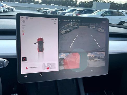 Used 2022 Tesla Model Y Performance image 25