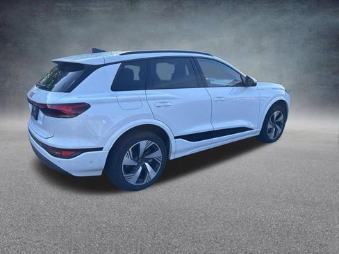 Used 2025 Audi Q6 e-tron Premium Plus AWD/4WD image 6