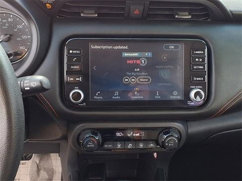 Used 2024 Nissan Kicks SR image 8