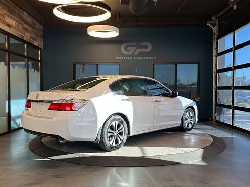 Used 2015 Honda Accord LX image 3