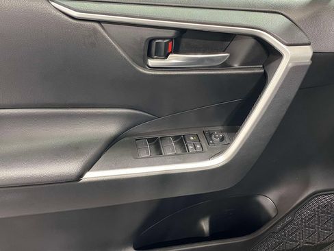 Used 2023 Toyota RAV4 XLE FWD image 17