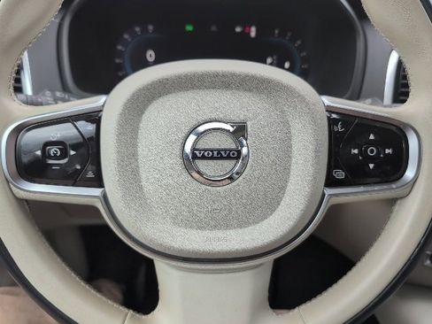 Used 2023 Volvo XC90 B6 Plus w/ Protection Package Premier image 24