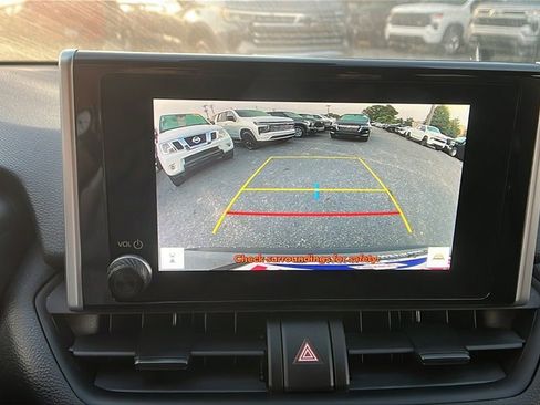 Used 2025 Toyota RAV4 LE image 28