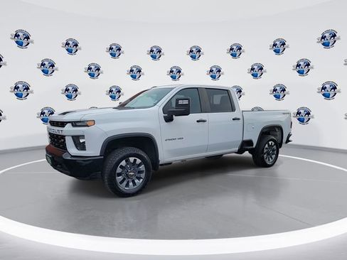 Used 2023 Chevrolet Silverado 2500 Custom image 4