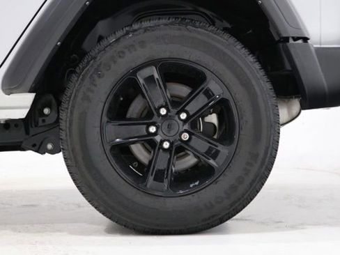 Used 2022 Jeep Wrangler Unlimited Sport AWD/4WD image 9