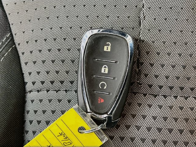 Used 2025 Chevrolet Trax LT FWD image 28
