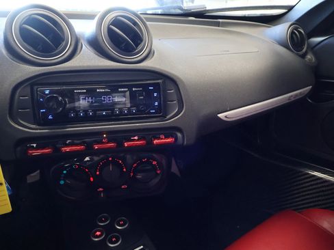 Used 2017 Alfa Romeo 4C Coupe RWD image 24