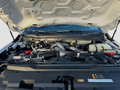 Used 2024 Ford F350 XLT image 27