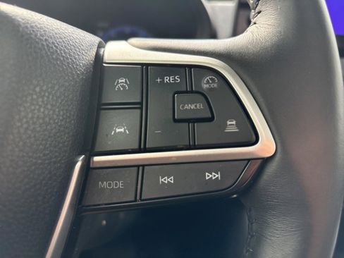 Used 2024 Toyota Grand Highlander Limited image 17