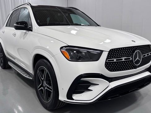 Used 2026 Mercedes-Benz GLE 450e 4MATIC image 4