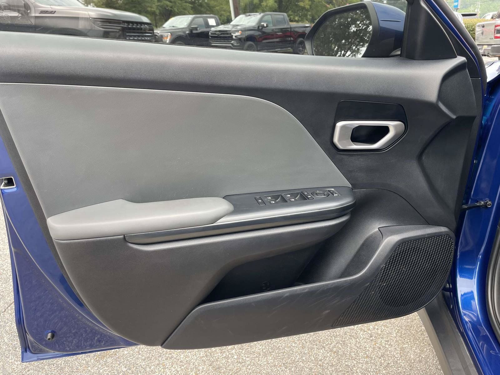 Used 2025 Kia K4 FWD image 5