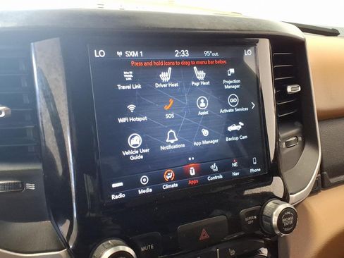 Used 2019 RAM 1500 4x4 Crew Cab Classic Big Horn image 15