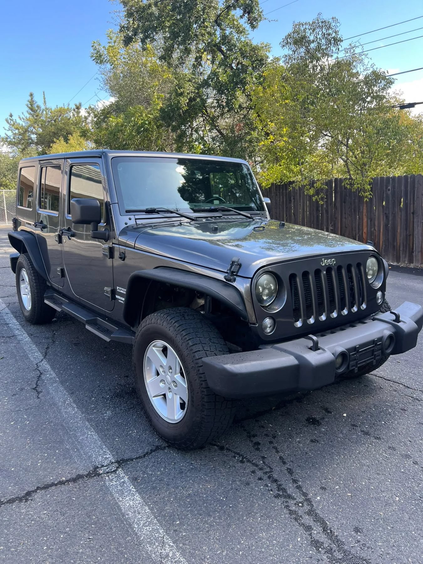 Used 2016 Jeep Wrangler Unlimited Sport w/ Quick Order Package 24S AWD/4WD image 3