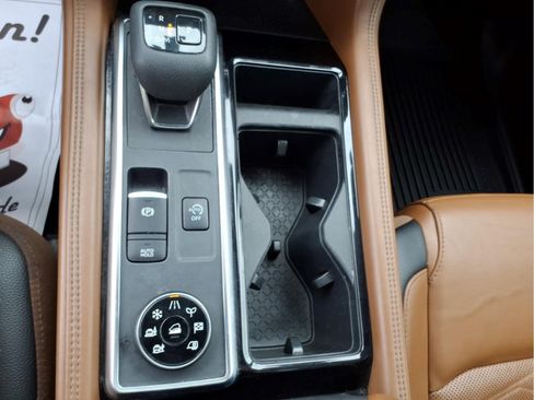 Used 2023 Nissan Pathfinder Platinum AWD/4WD image 25