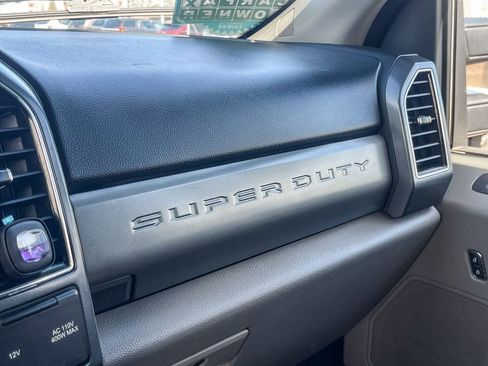 Used 2022 Ford F450 XLT image 52