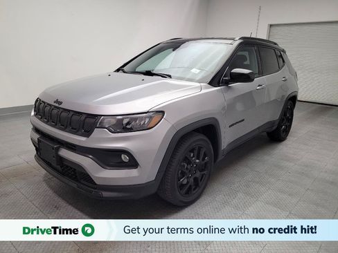 Used 2022 Jeep Compass Latitude w/ Convenience Group FWD image 1